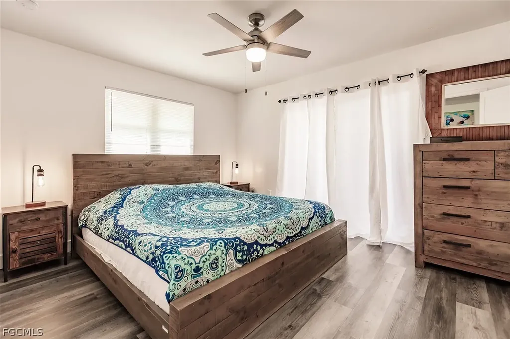 1942 Roseate Lane Sanibel FL 33957