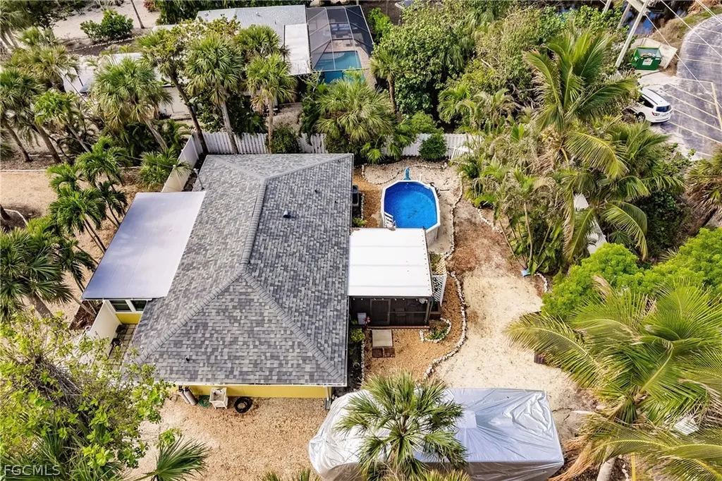 1942 Roseate Lane Sanibel FL 33957
