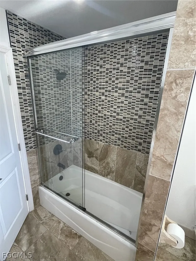 5029 SW 11th Place Cape Coral FL 33914