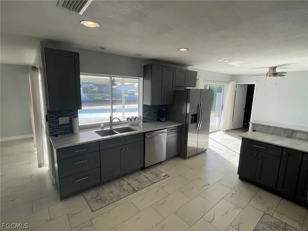 5029 SW 11th Place Cape Coral FL 33914