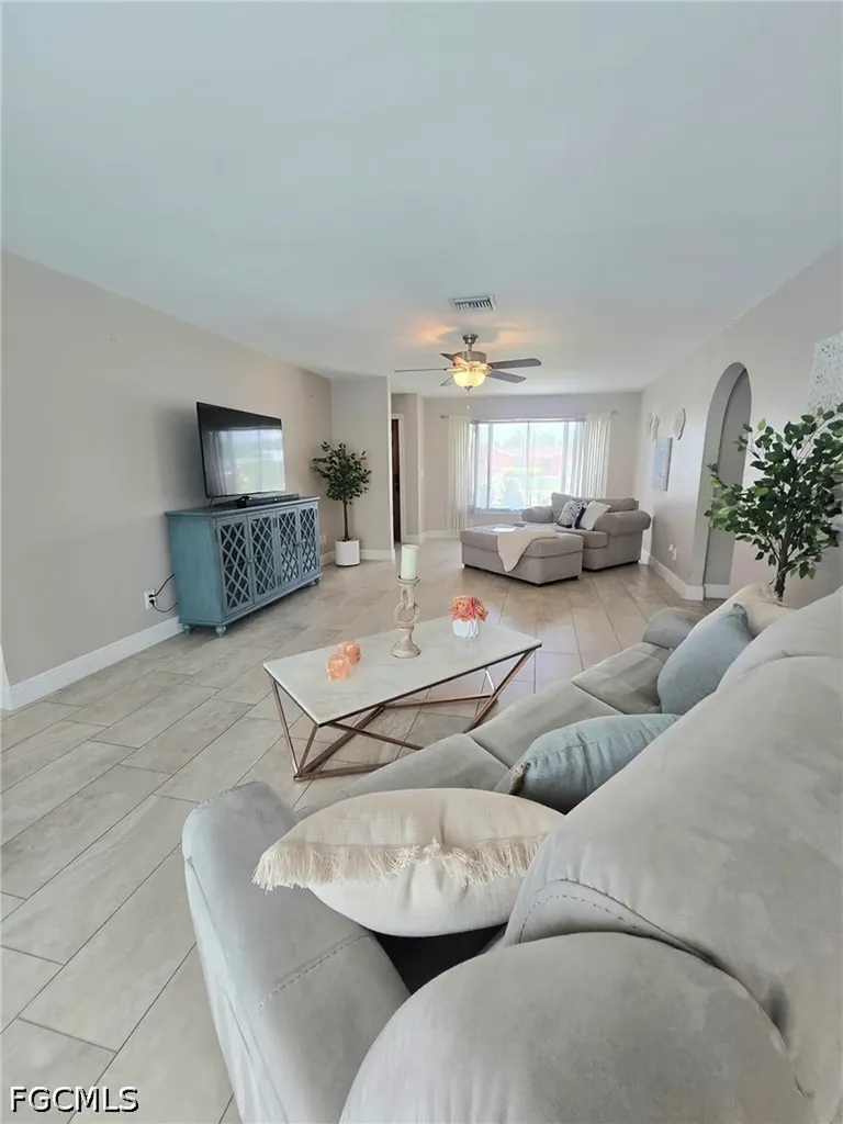 1220 Everest Parkway Cape Coral FL 33904