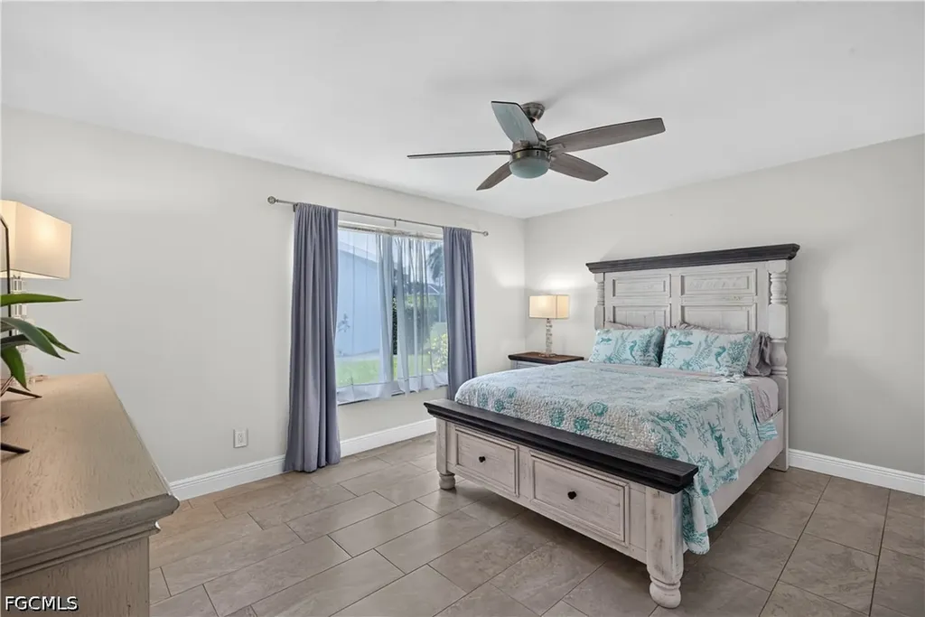 1220 Everest Parkway Cape Coral FL 33904