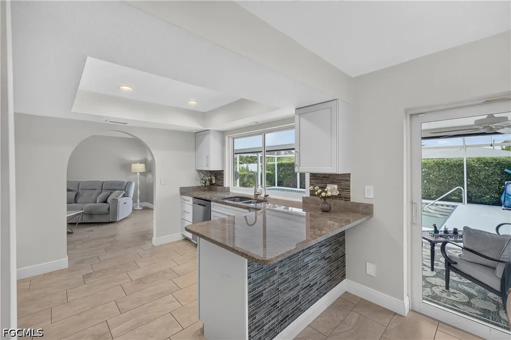 1220 Everest Parkway Cape Coral FL 33904