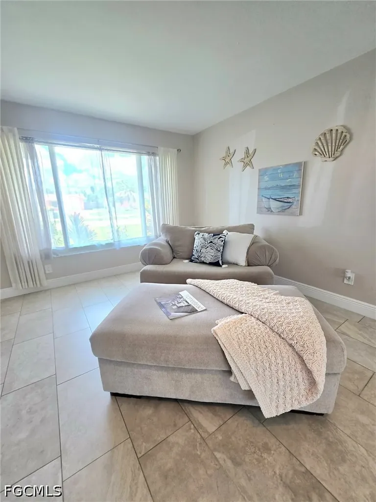 1220 Everest Parkway Cape Coral FL 33904