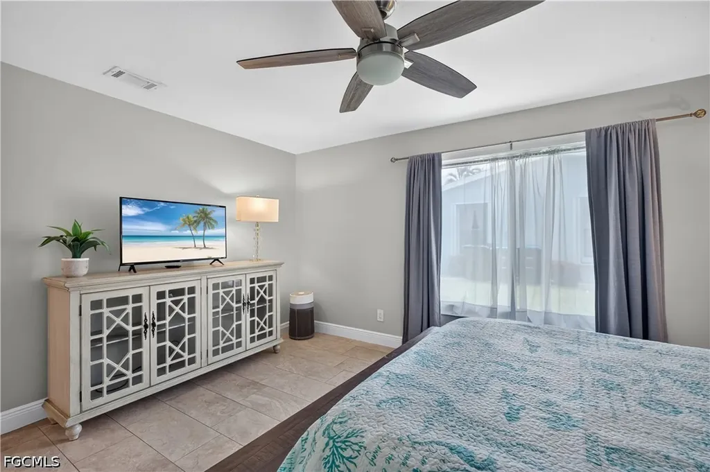 1220 Everest Parkway Cape Coral FL 33904