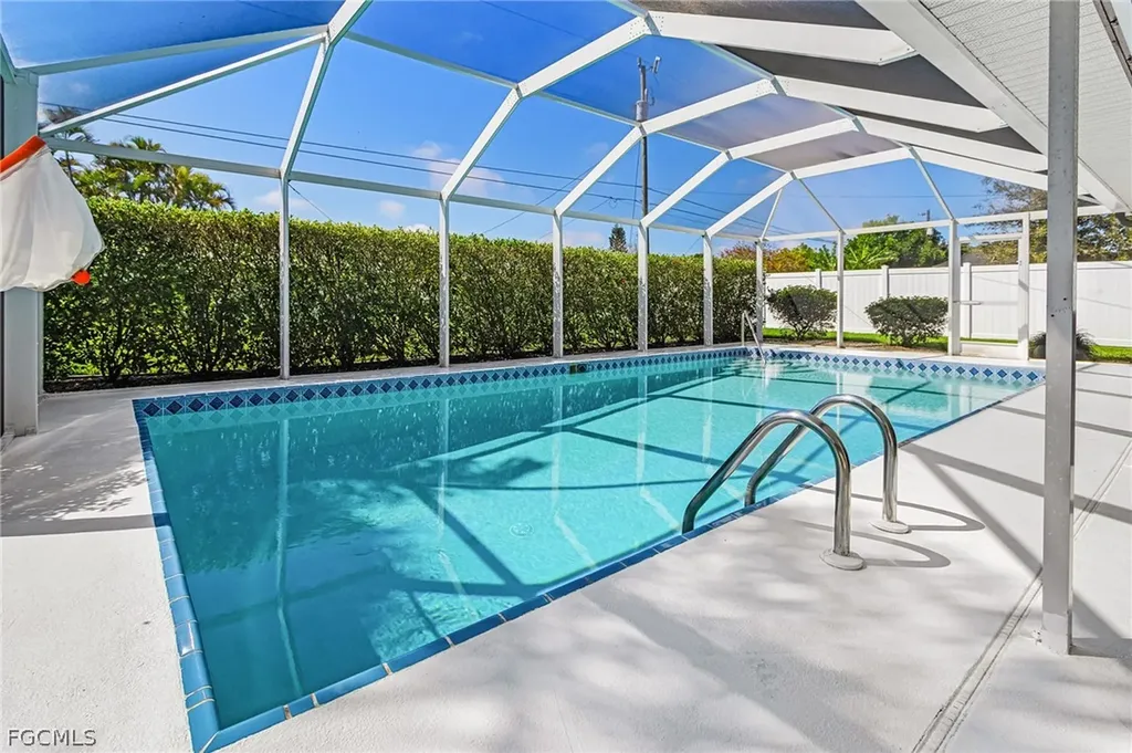 1220 Everest Parkway Cape Coral FL 33904