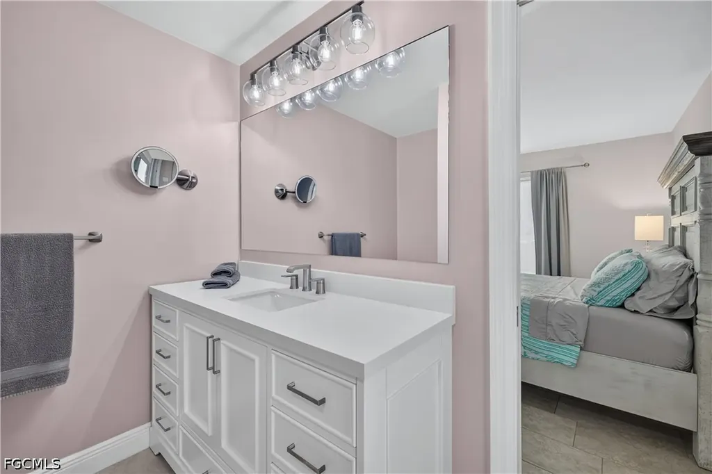 1220 Everest Parkway Cape Coral FL 33904