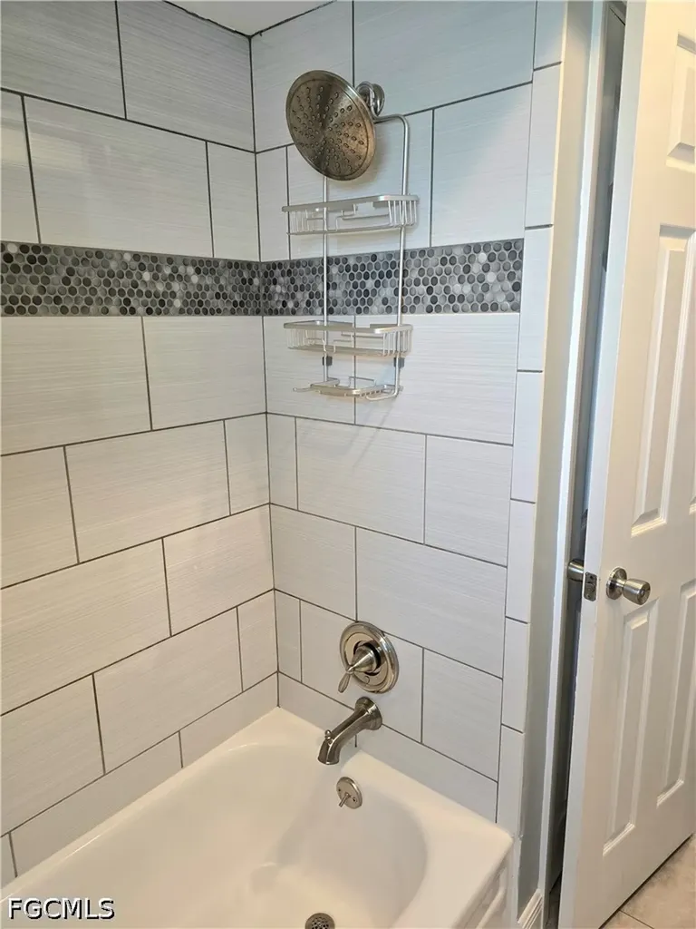 1220 Everest Parkway Cape Coral FL 33904