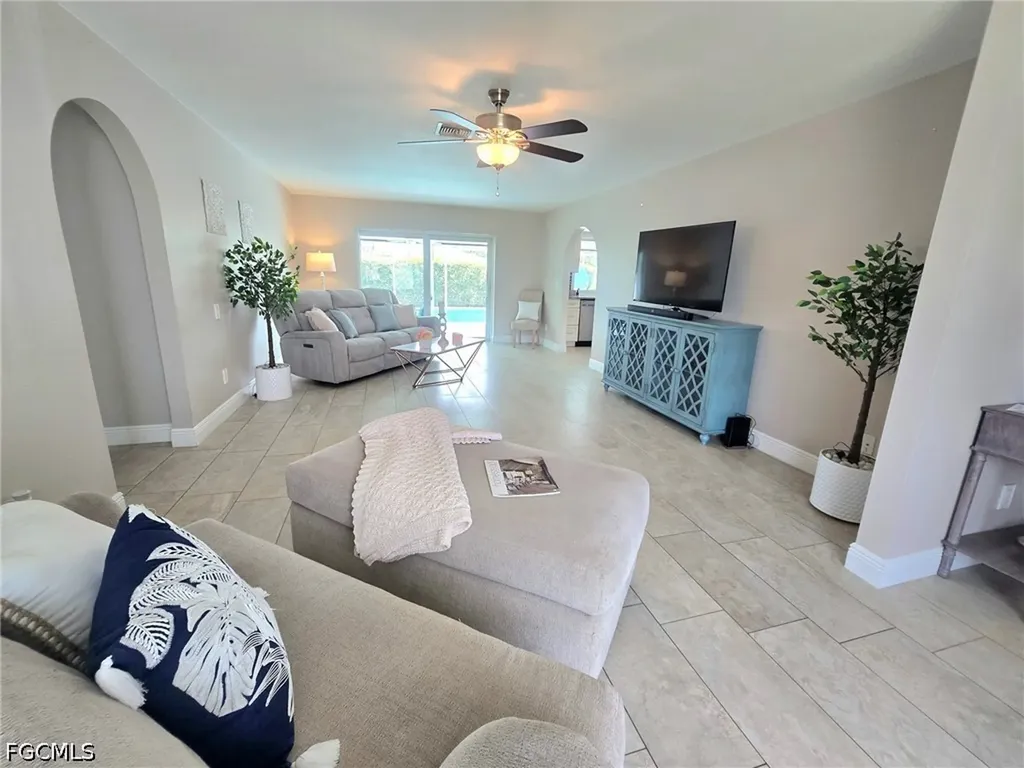 1220 Everest Parkway Cape Coral FL 33904