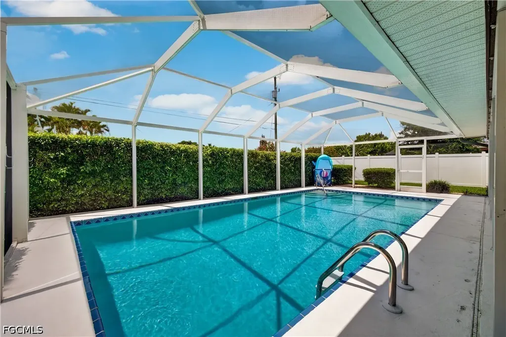 1220 Everest Parkway Cape Coral FL 33904