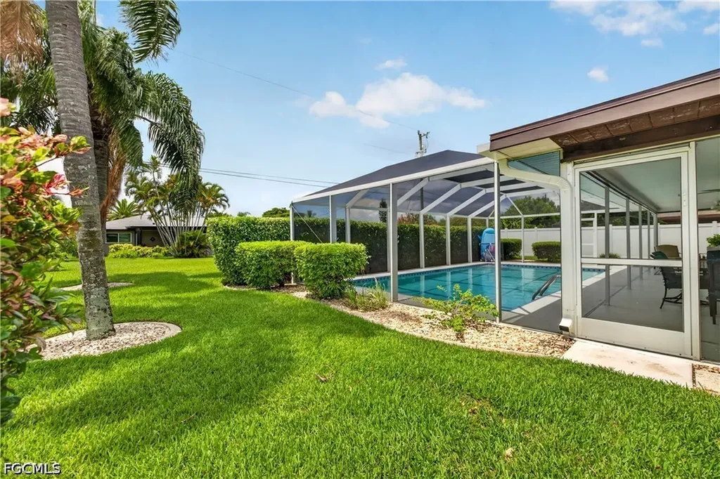 1220 Everest Parkway Cape Coral FL 33904