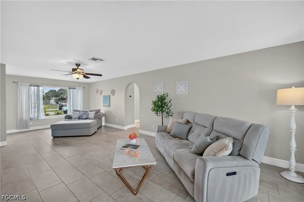 1220 Everest Parkway Cape Coral FL 33904