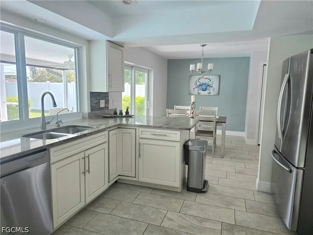 1220 Everest Parkway Cape Coral FL 33904