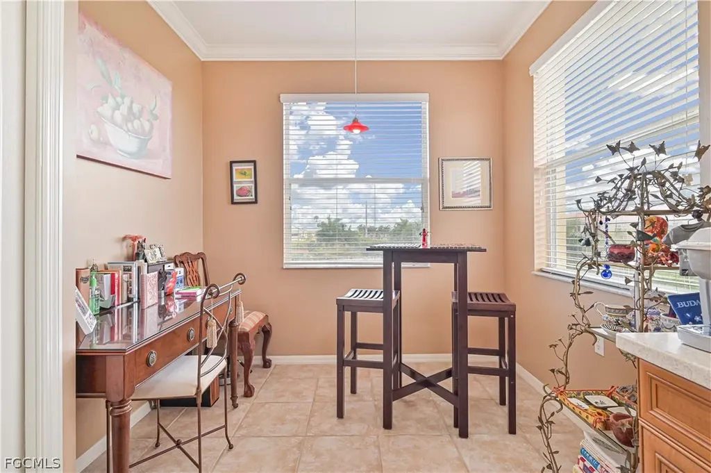 8251 Pathfinder Loop Fort Myers FL 33919