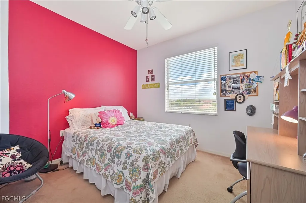 8251 Pathfinder Loop Fort Myers FL 33919