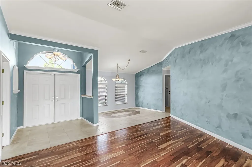 6861 Cadet Avenue Fort Myers FL 33905
