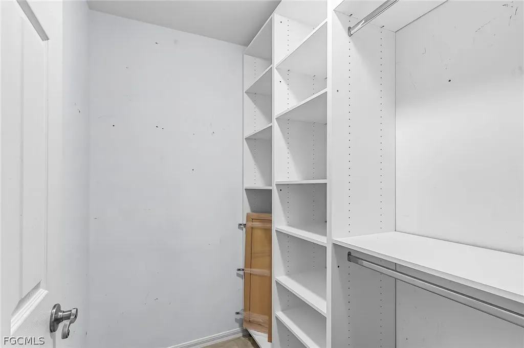 6861 Cadet Avenue Fort Myers FL 33905