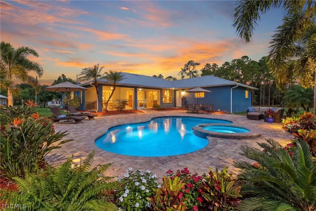 6861 Cadet Avenue Fort Myers FL 33905