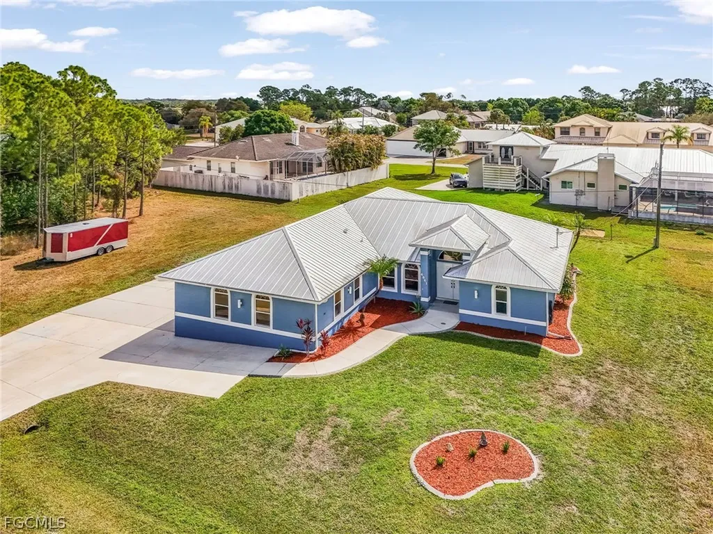 6861 Cadet Avenue Fort Myers FL 33905