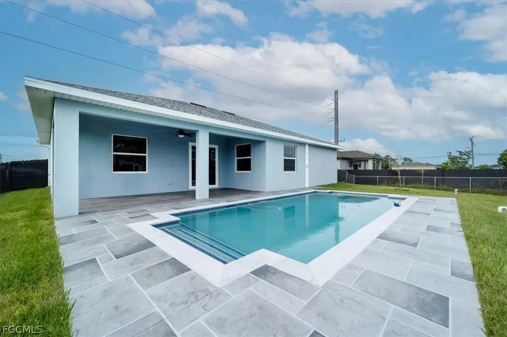 2317 Kismet Parkway W Cape Coral FL 33993