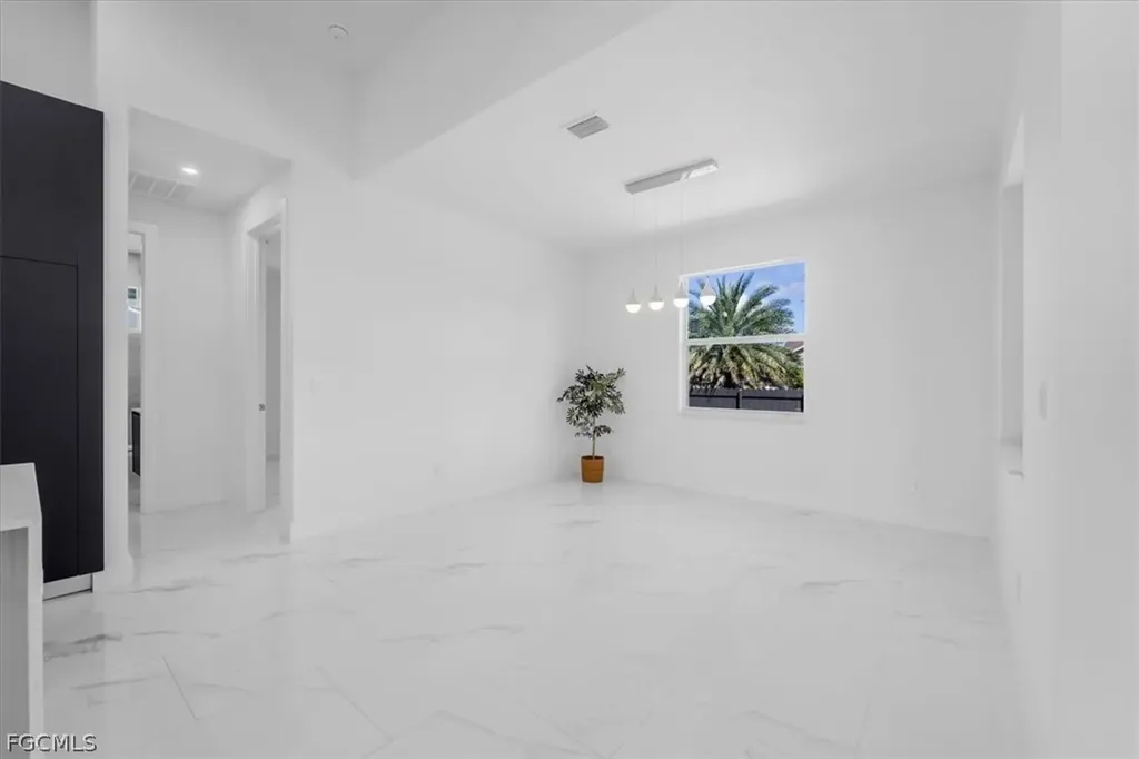 2317 Kismet Parkway W Cape Coral FL 33993