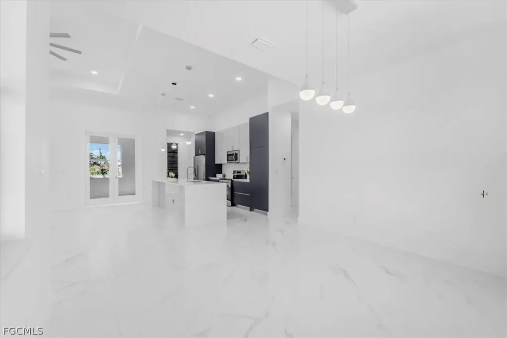 2317 Kismet Parkway W Cape Coral FL 33993