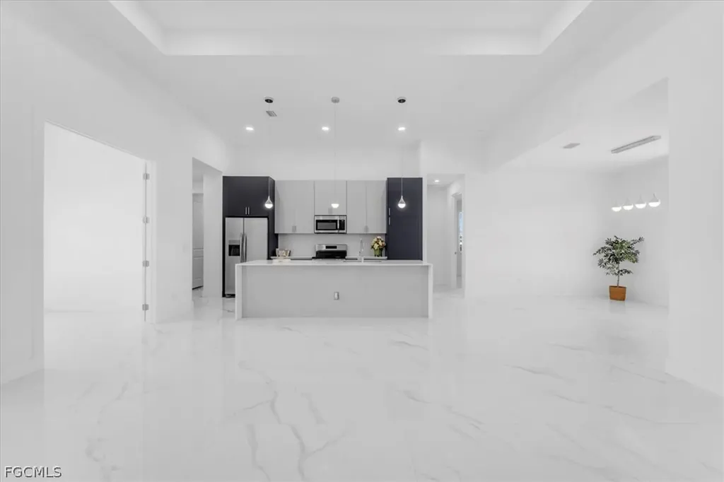 2317 Kismet Parkway W Cape Coral FL 33993