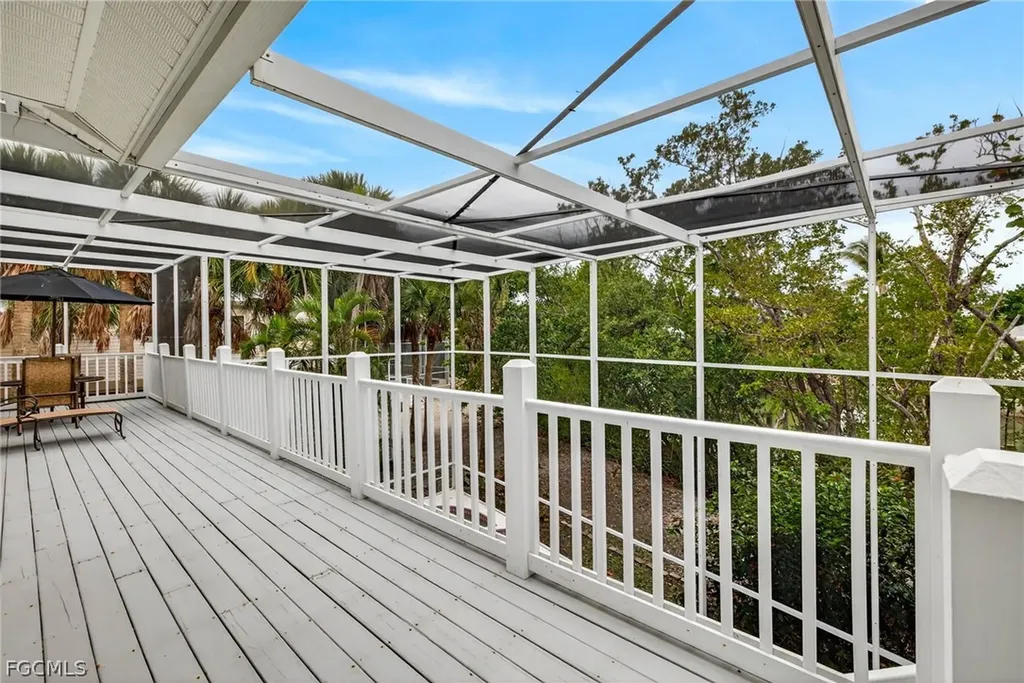 927 Almas Court Sanibel FL 33957