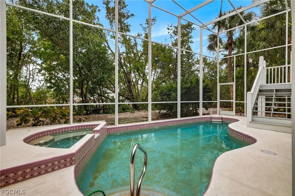927 Almas Court Sanibel FL 33957