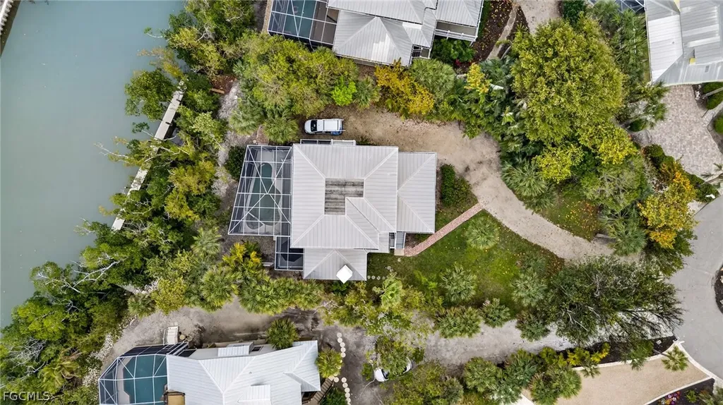 927 Almas Court Sanibel FL 33957