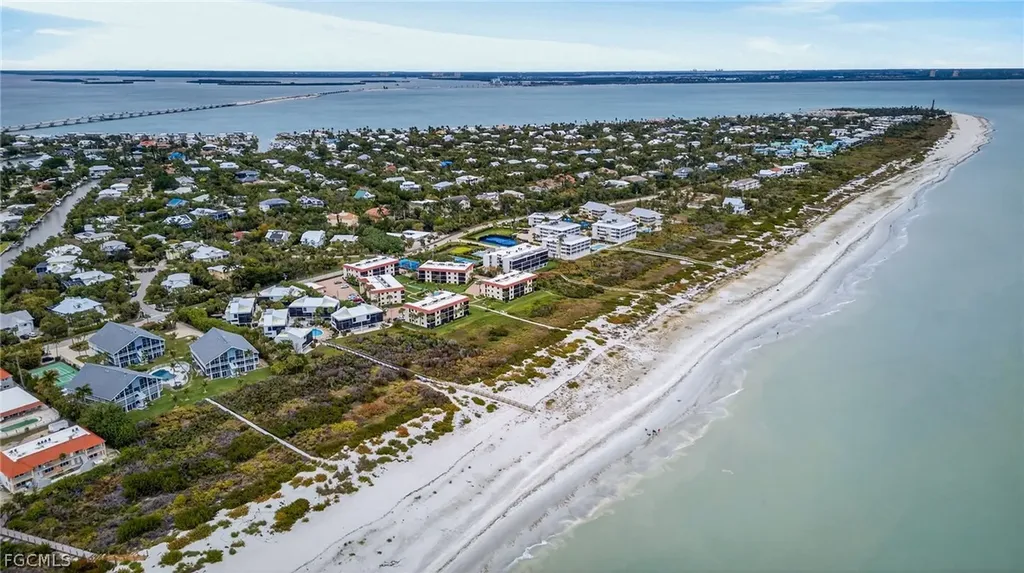 927 Almas Court Sanibel FL 33957