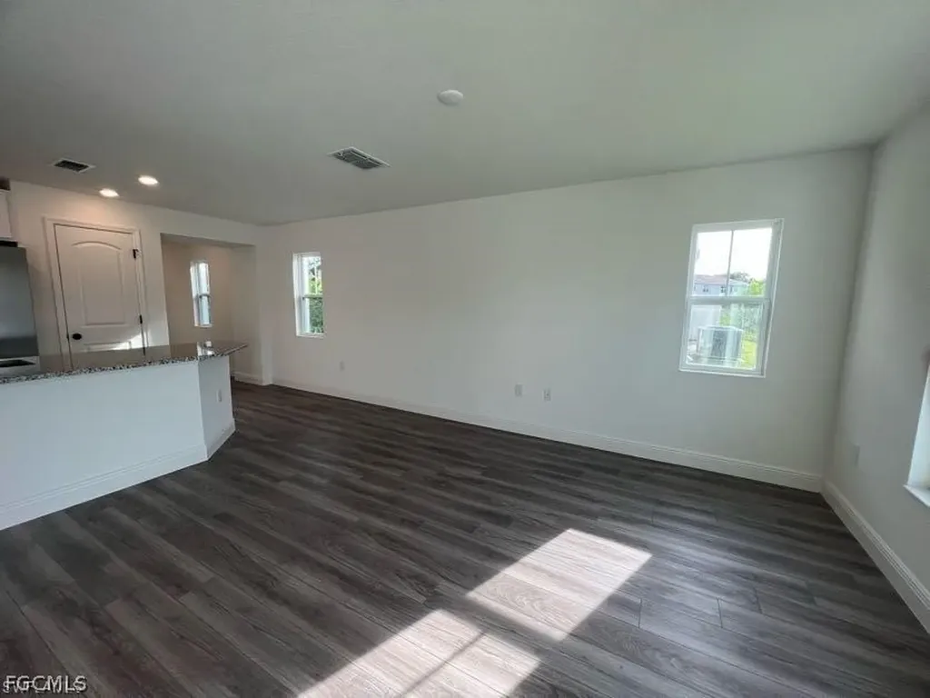 6391 Brant Bay Boulevard North Fort Myers FL 33917