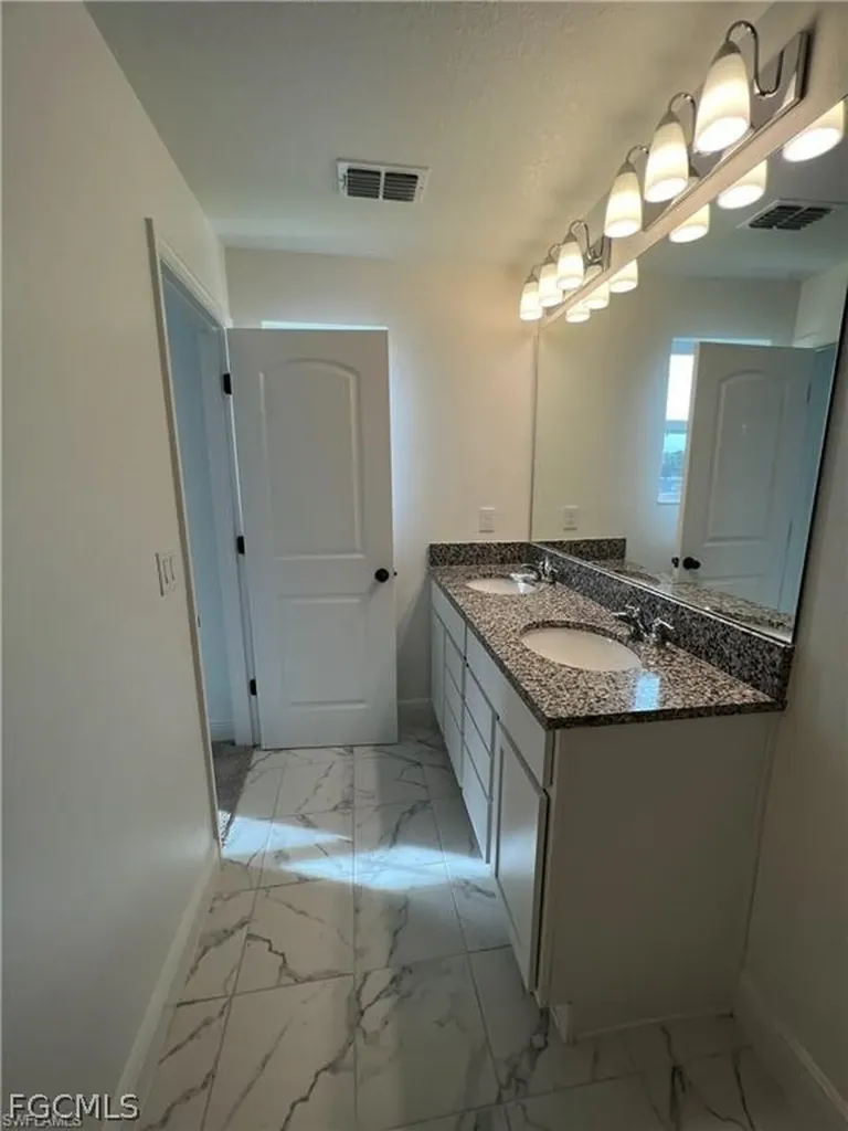 6391 Brant Bay Boulevard North Fort Myers FL 33917