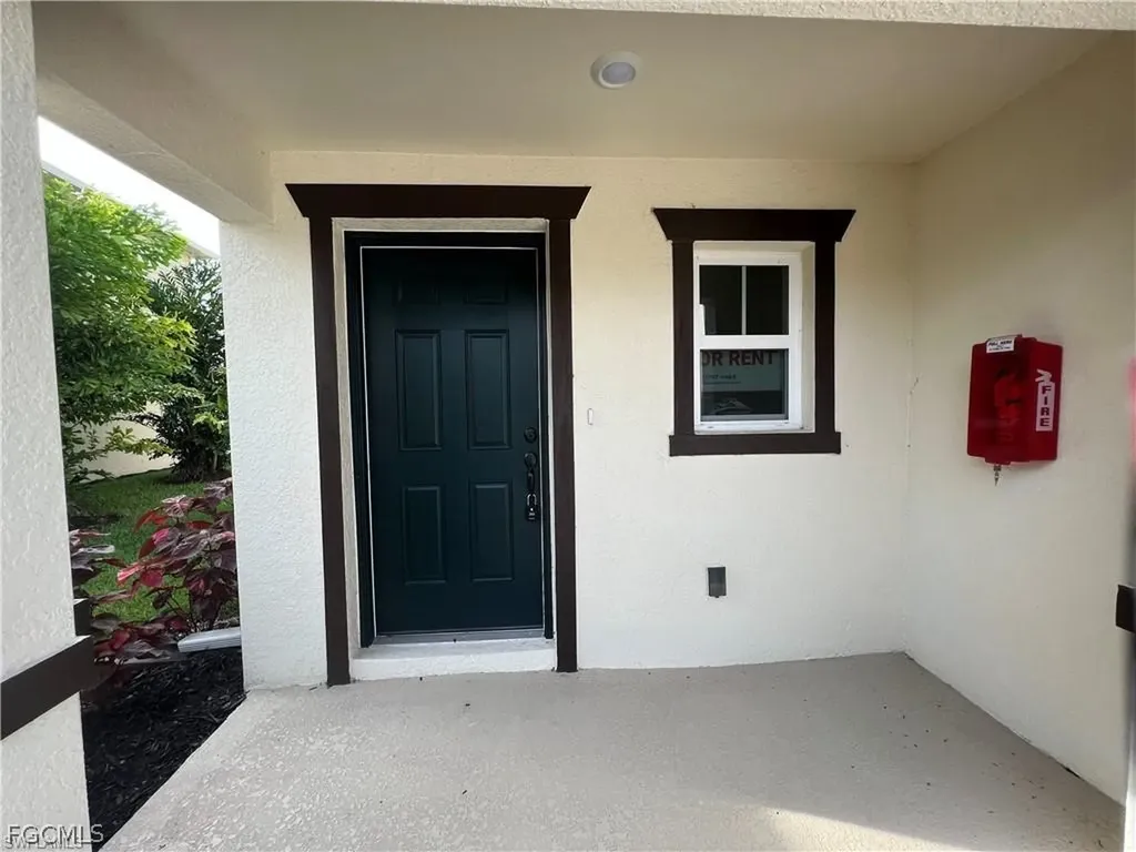 6391 Brant Bay Boulevard North Fort Myers FL 33917
