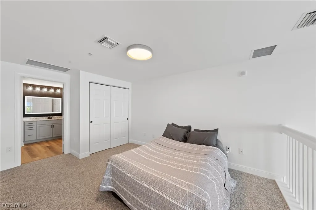 2745 1st Street Fort Myers FL 33916