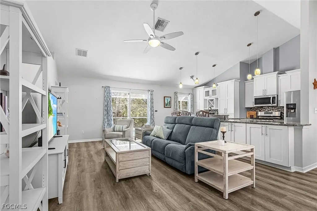 3852 Stabile Road St. James City FL 33956