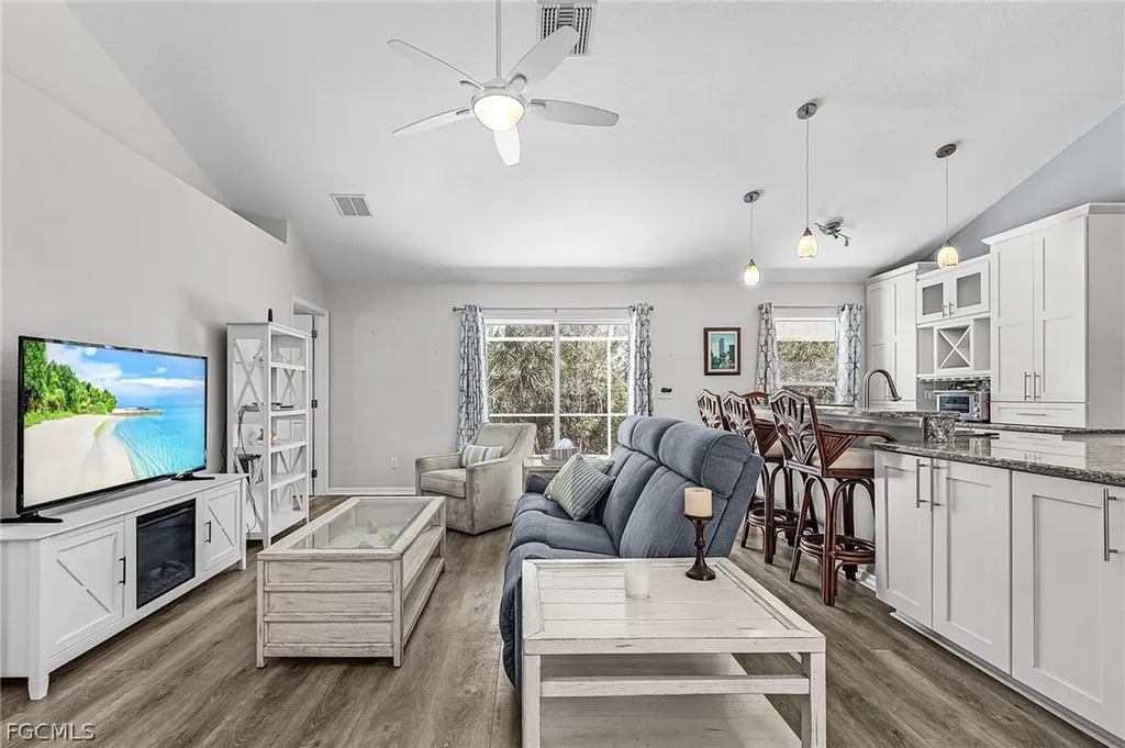3852 Stabile Road St. James City FL 33956