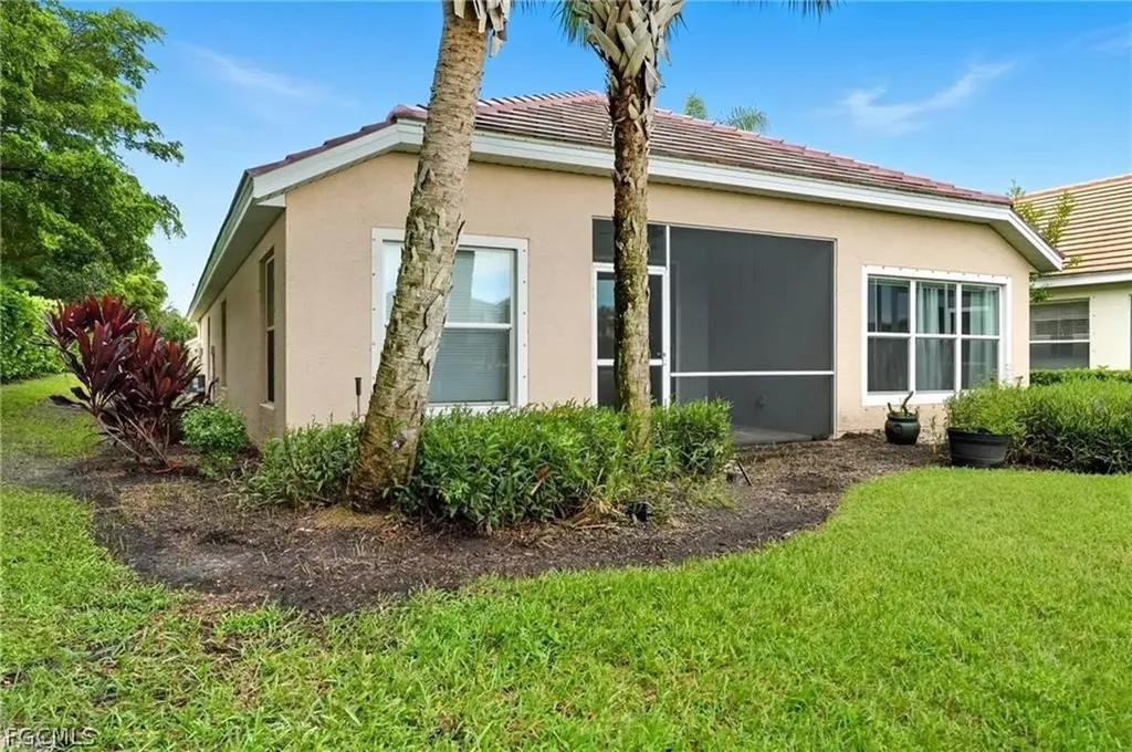2427 Woodbourne Place Cape Coral FL 33991