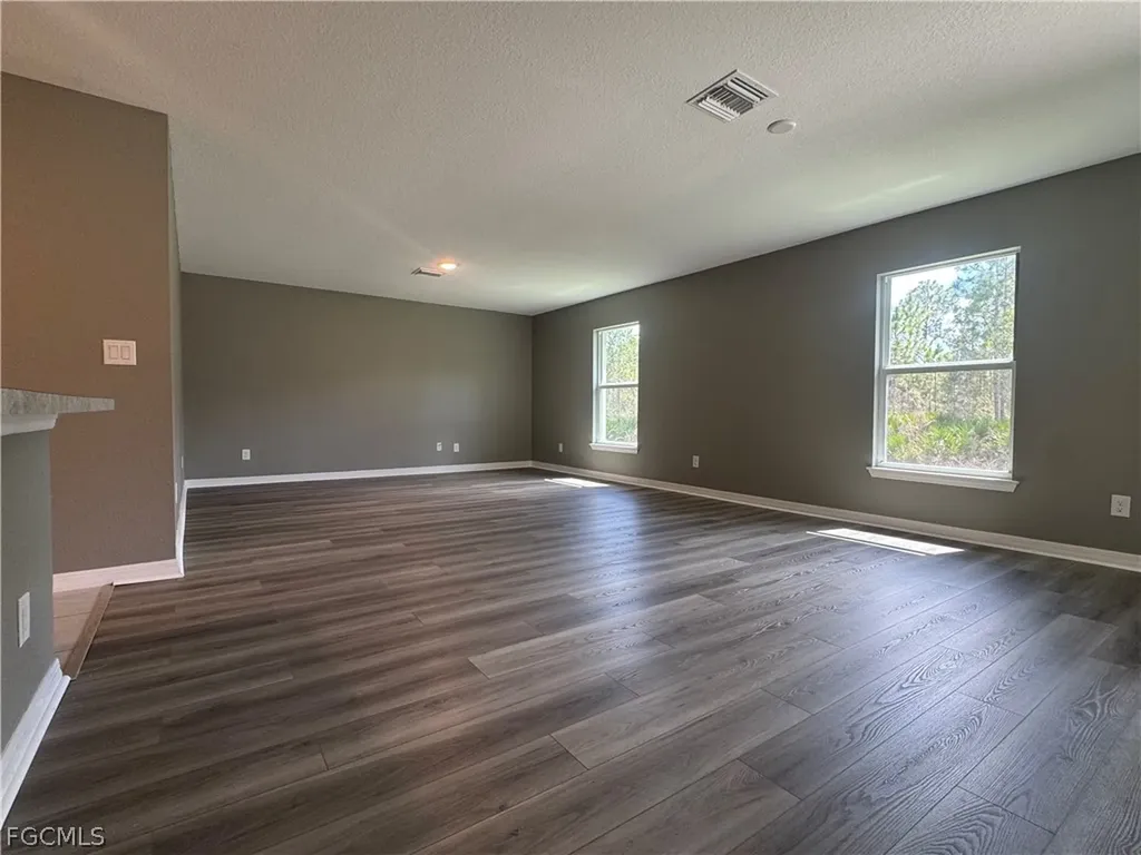 3415 58th Street W Lehigh Acres FL 33971