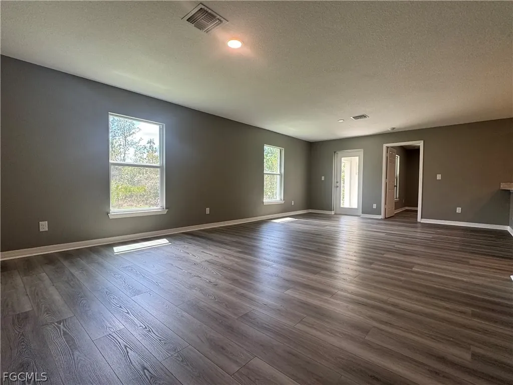 3415 58th Street W Lehigh Acres FL 33971