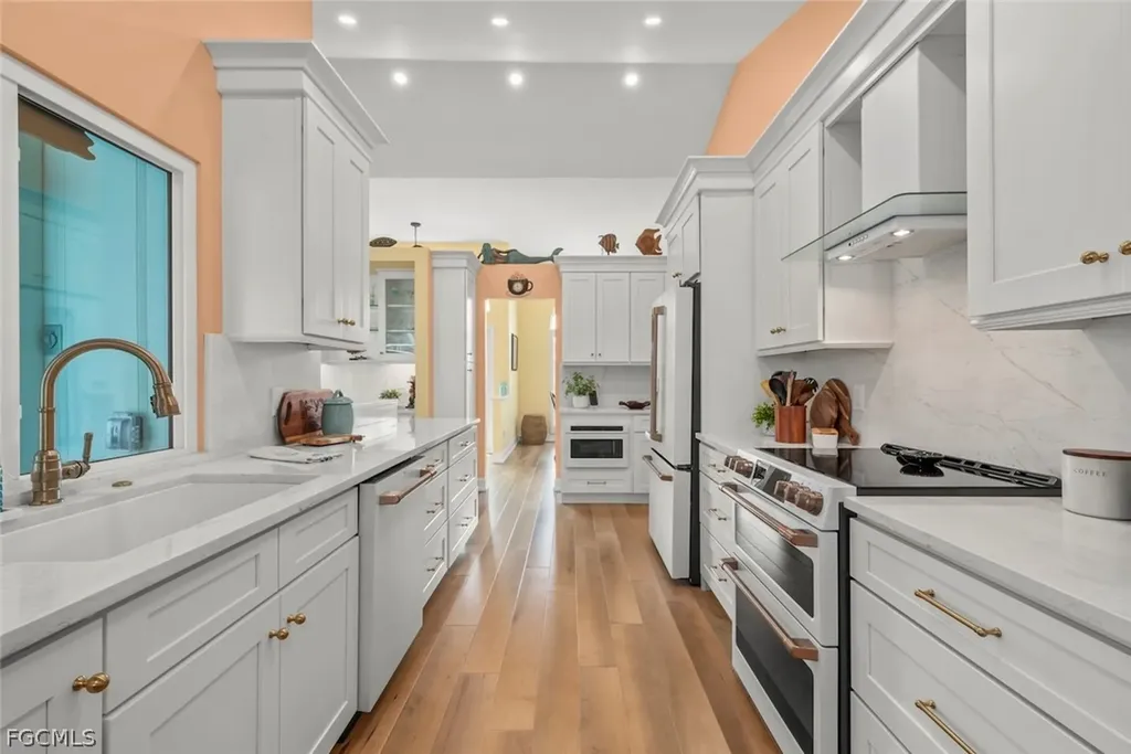 1238 Par View Drive Sanibel FL 33957