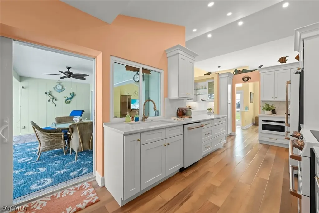 1238 Par View Drive Sanibel FL 33957