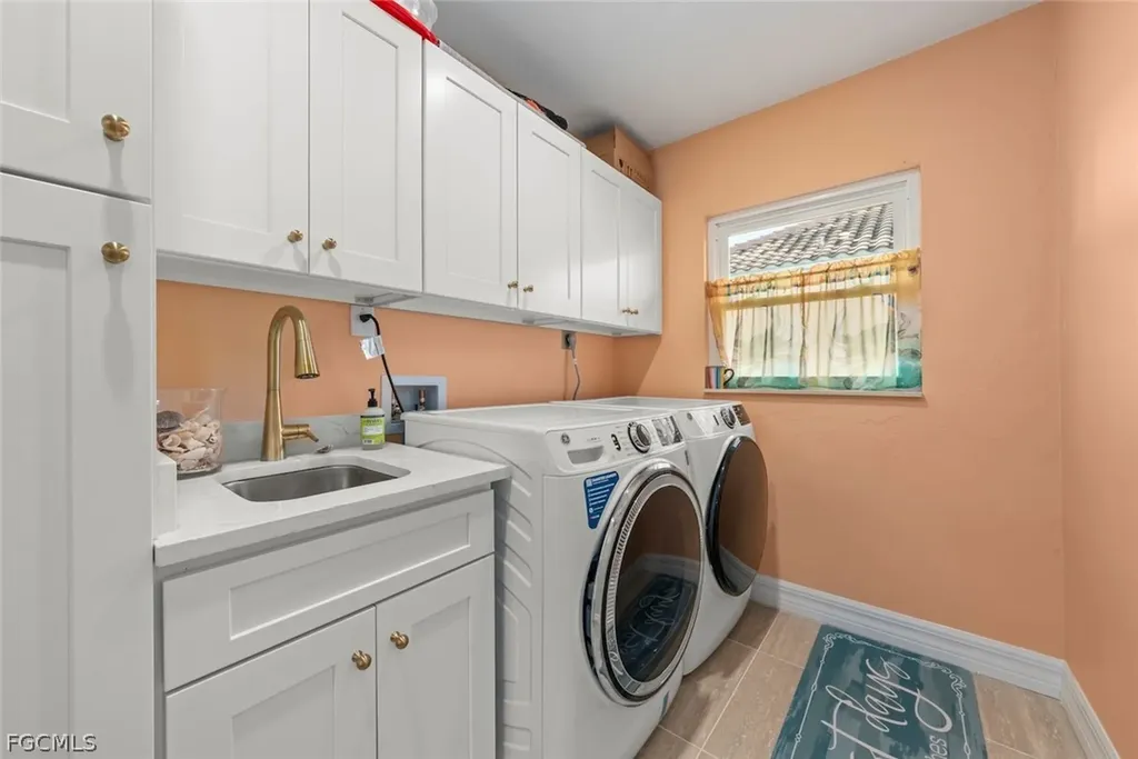 1238 Par View Drive Sanibel FL 33957