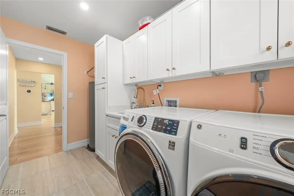 1238 Par View Drive Sanibel FL 33957