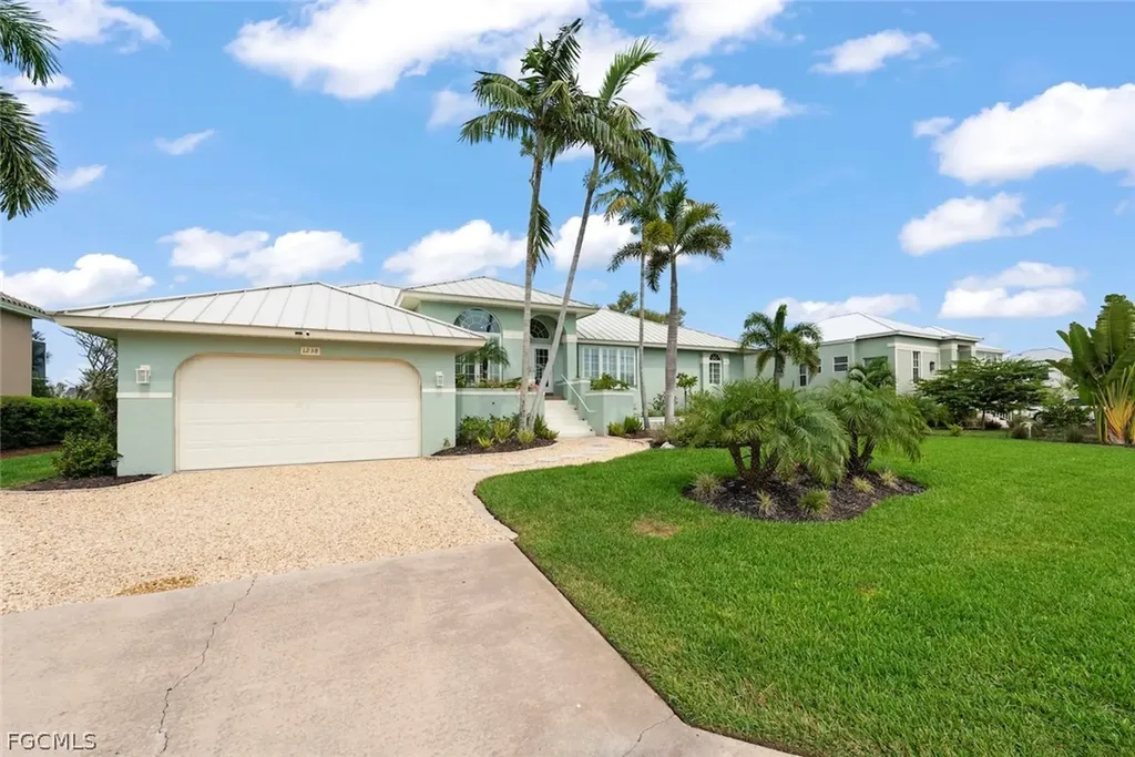 1238 Par View Drive Sanibel FL 33957