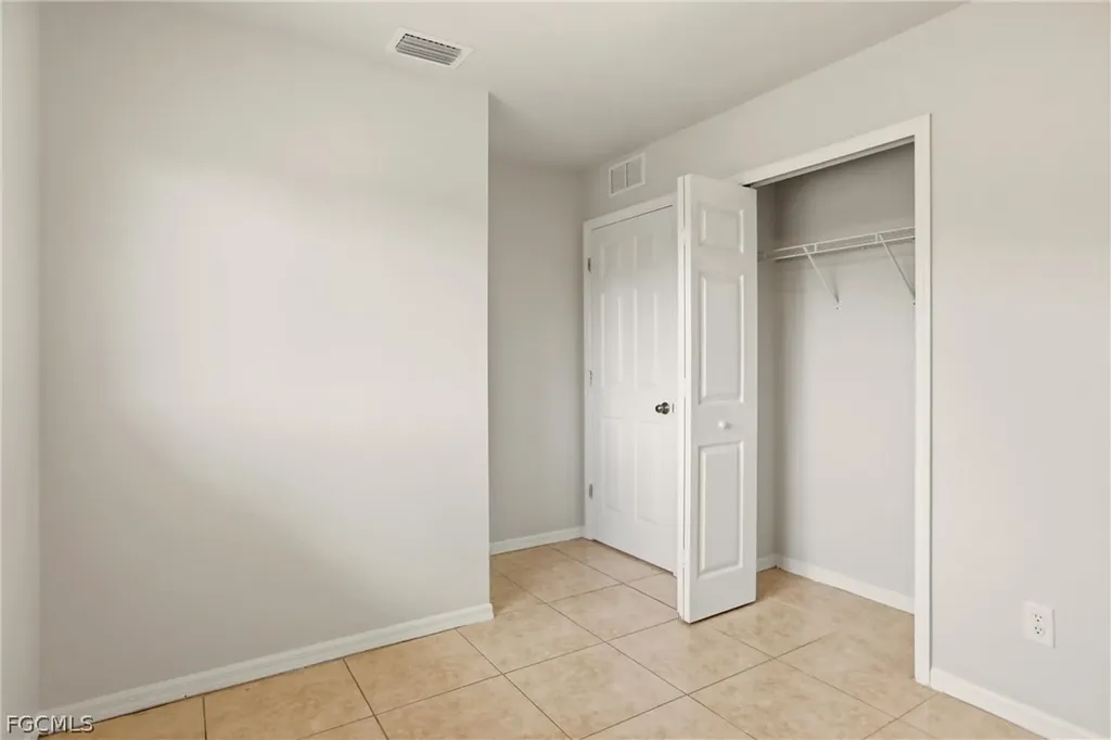 2607 30th Street SW Lehigh Acres FL 33976