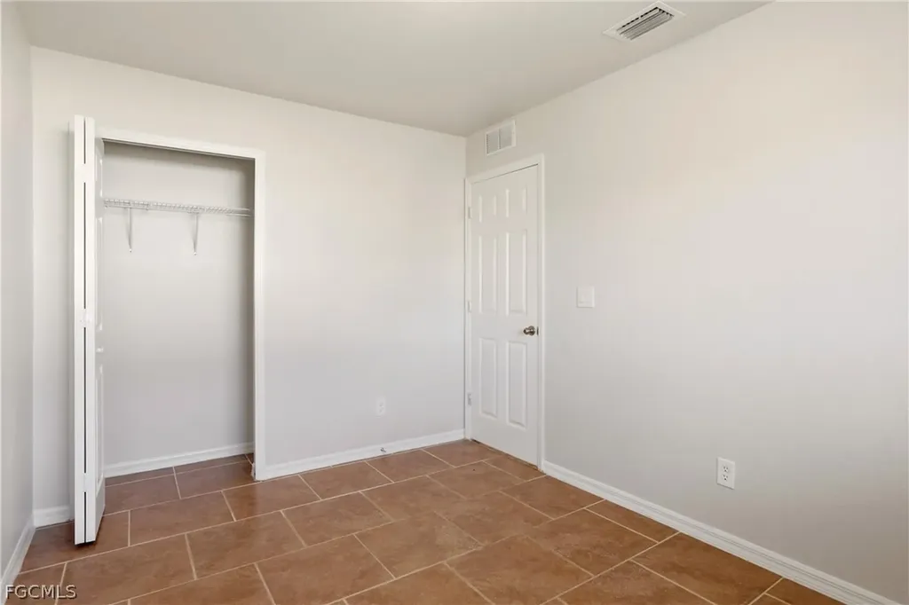 2607 30th Street SW Lehigh Acres FL 33976