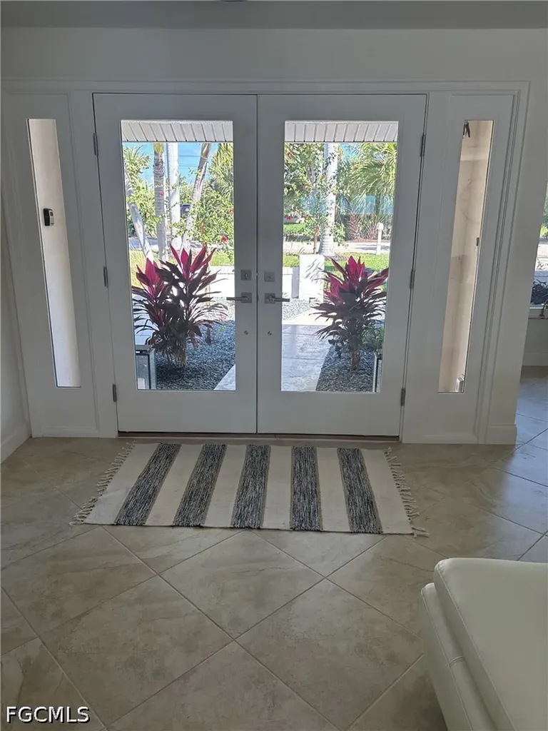 132 El Dorado Parkway W Cape Coral FL 33914