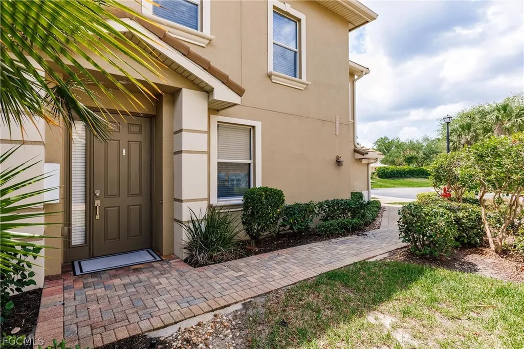3100 Cottonwood Bend Fort Myers FL 33905