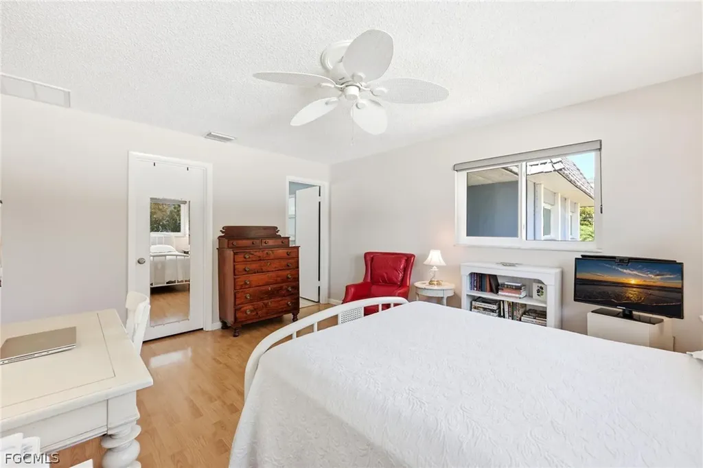 3374 N Key Drive North Fort Myers FL 33903